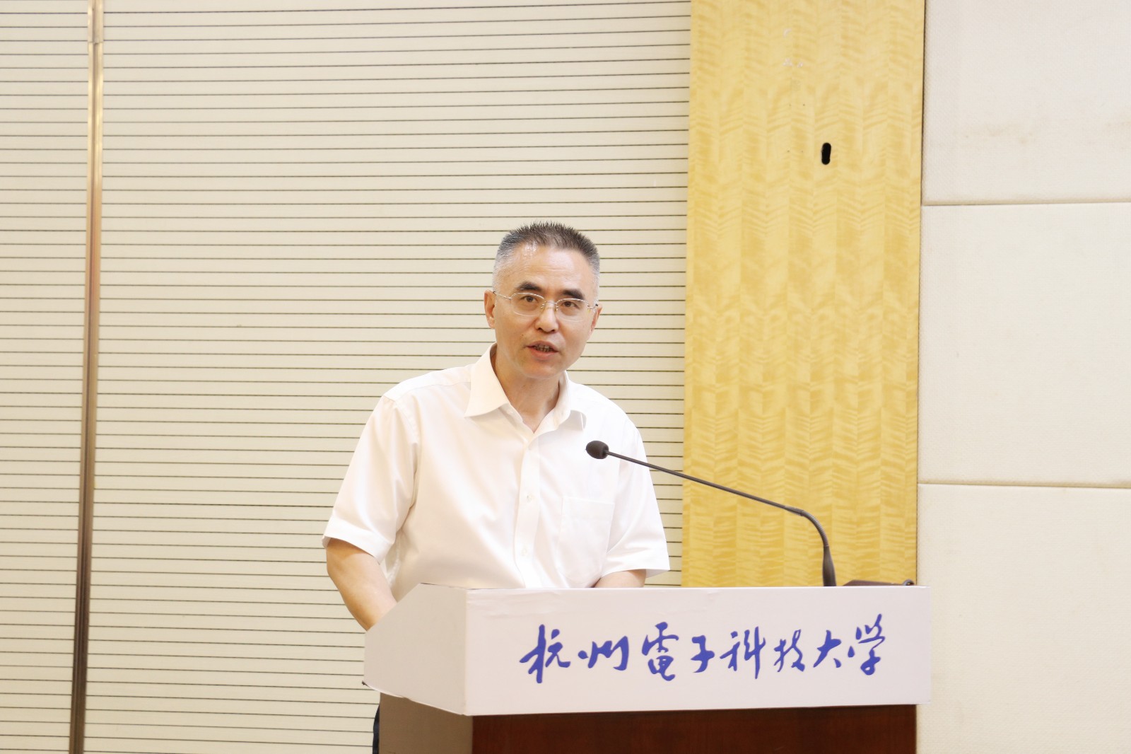 1654739563251809.jpg 1654739563251809.jpg