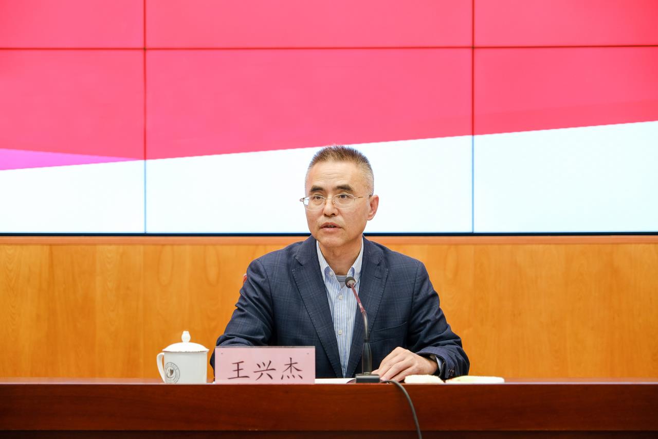 1667352549555872.jpg 1667352549555872.jpg