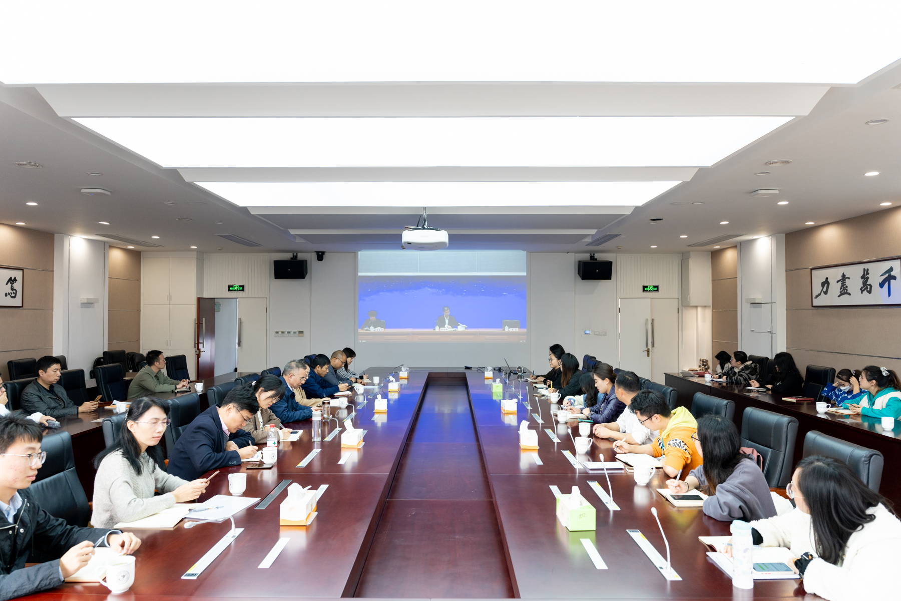 1637564470258088.jpg 1637564470258088.jpg