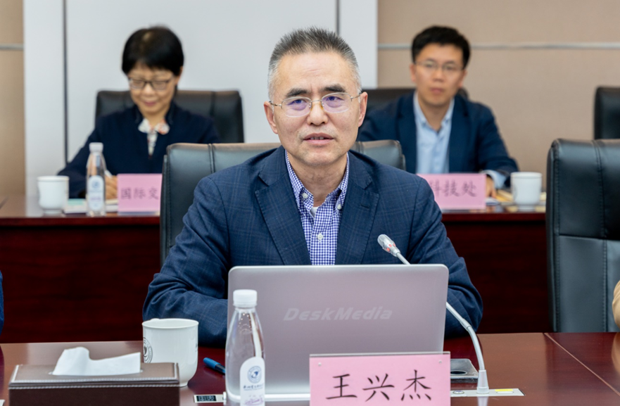 1669259286499618.png 1669259286499618.png